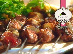 Marinated-Lamb-Kebabs-with-a-Chile-Yogurt-Sauce15